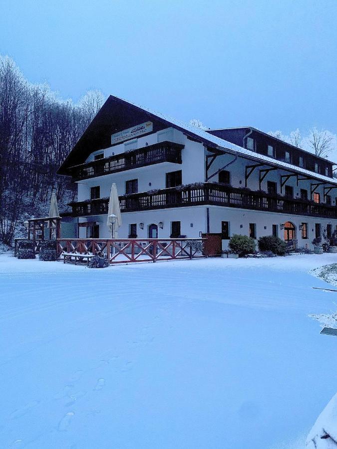 Stiftstaverne Klein Mariazell Exterior photo